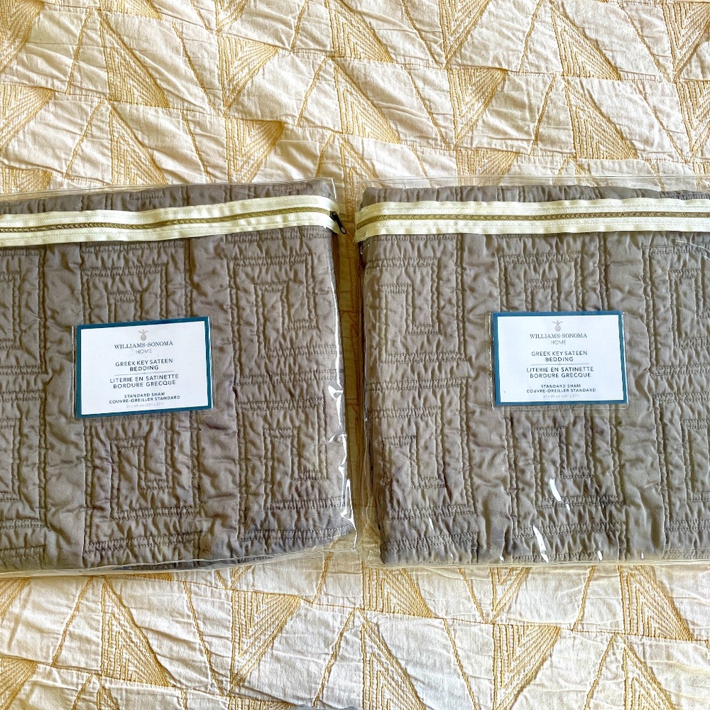 Williams-Sonoma Home Greek Key Sateen Standard Shams (2)